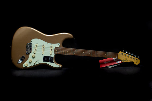 Fender Vintera Road Worn® '60s Stratocaster®, Pau Ferro Fingerboard, Gold